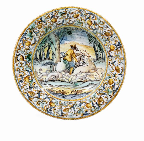 Piatto con la caccia al cervo<BR>Castelli, terzo quarto del XVII secolo<BR>  - Asta Maioliche e Porcellane - Associazione Nazionale - Case d'Asta italiane