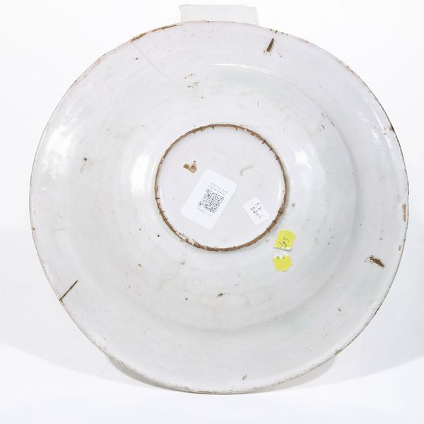 Piatto con la caccia al cervo<BR>Castelli, terzo quarto del XVII secolo<BR>  - Asta Maioliche e Porcellane - Associazione Nazionale - Case d'Asta italiane