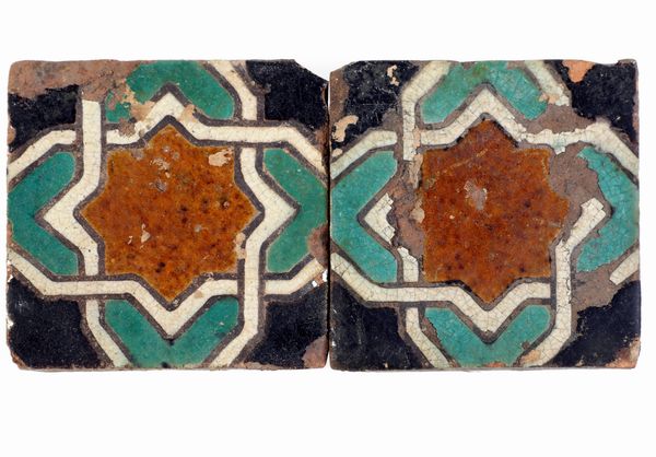 Due azulejos<BR>Spagna, Siviglia, XV secolo  - Asta Maioliche e Porcellane - Associazione Nazionale - Case d'Asta italiane