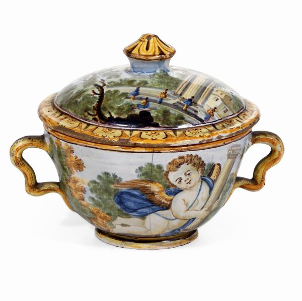 Tazza da brodo con coperchio<BR>Castelli, probabilmente Nicola Cappelletti (1691-1767), XVIII secolo<BR>  - Asta Maioliche e Porcellane - Associazione Nazionale - Case d'Asta italiane
