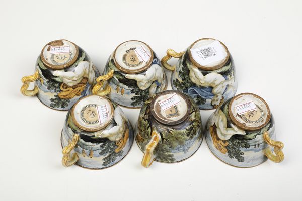 Sei tazze <BR>Castelli,  probabilmente Nicola Cappelletti (1691-1767), XVIII secolo<BR>  - Asta Maioliche e Porcellane - Associazione Nazionale - Case d'Asta italiane