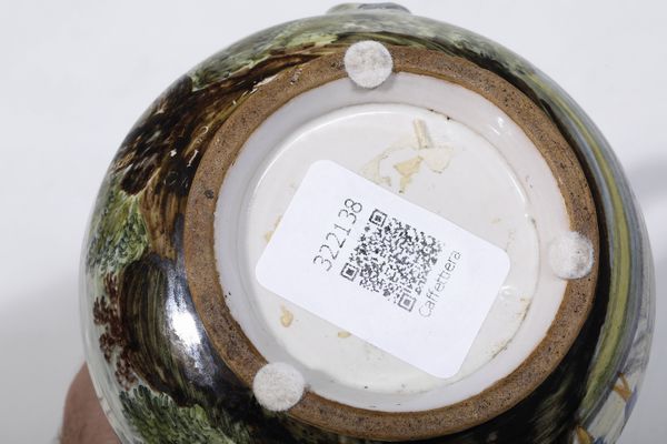 Caffettiera con paesino e rovine <BR>Castelli, fine XVIII o XIX secolo  <BR>  - Asta Maioliche e Porcellane - Associazione Nazionale - Case d'Asta italiane