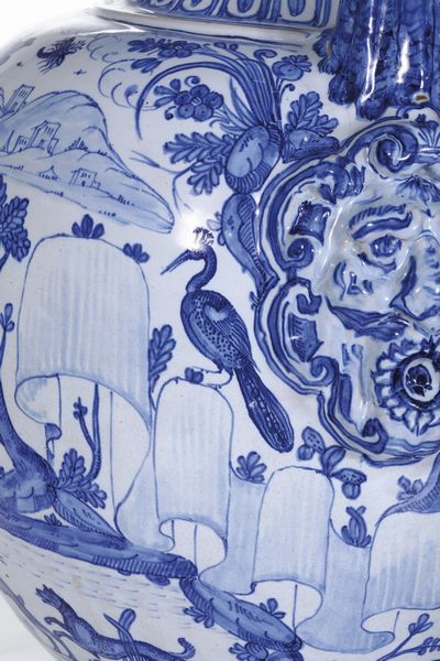 Eccezionale stagnone di farmacia<BR>Albisola, fabbrica Pescio, sesto decennio circa del XVII secolo<BR>  - Asta Maioliche e Porcellane - Associazione Nazionale - Case d'Asta italiane