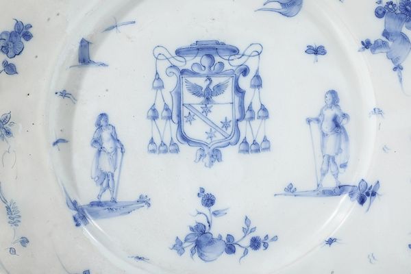 Piatto<BR>Albisola, fabbrica dei Conrado, ottavo decennio circa del XVII secolo<BR>  - Asta Maioliche e Porcellane - Associazione Nazionale - Case d'Asta italiane