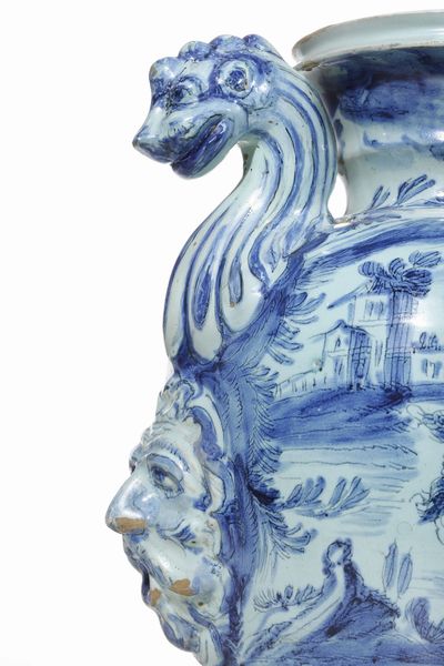 Stagnone di farmacia<BR>Albisola, fabbrica dei Conrado, ultimo quarto del XVII secolo<BR>  - Asta Maioliche e Porcellane - Associazione Nazionale - Case d'Asta italiane