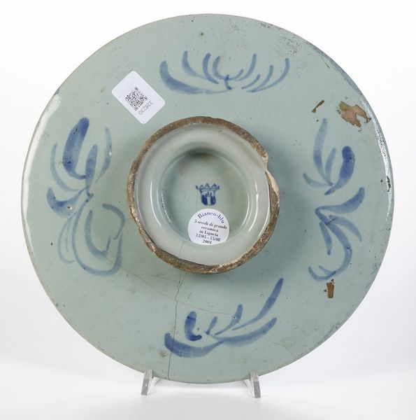 Sottocoppa<BR>Savona, ultimo quarto del XVII secolo<BR><BR>  - Asta Maioliche e Porcellane - Associazione Nazionale - Case d'Asta italiane