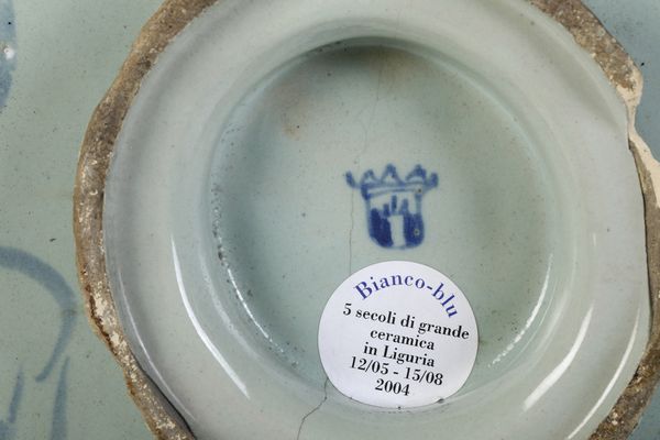 Sottocoppa<BR>Savona, ultimo quarto del XVII secolo<BR><BR>  - Asta Maioliche e Porcellane - Associazione Nazionale - Case d'Asta italiane