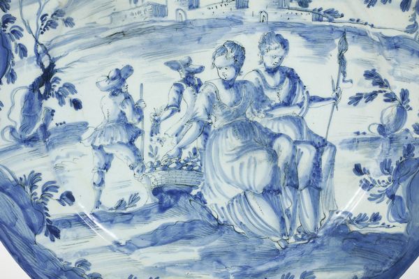 Piatto reale<BR>Albisola, fabbrica Grosso, fine del XVII secolo<BR>  - Asta Maioliche e Porcellane - Associazione Nazionale - Case d'Asta italiane