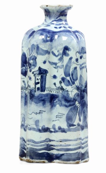 Bottiglia <BR>Albisola, fine XVII - inizio XVIII secolo<BR>  - Asta Maioliche e Porcellane - Associazione Nazionale - Case d'Asta italiane