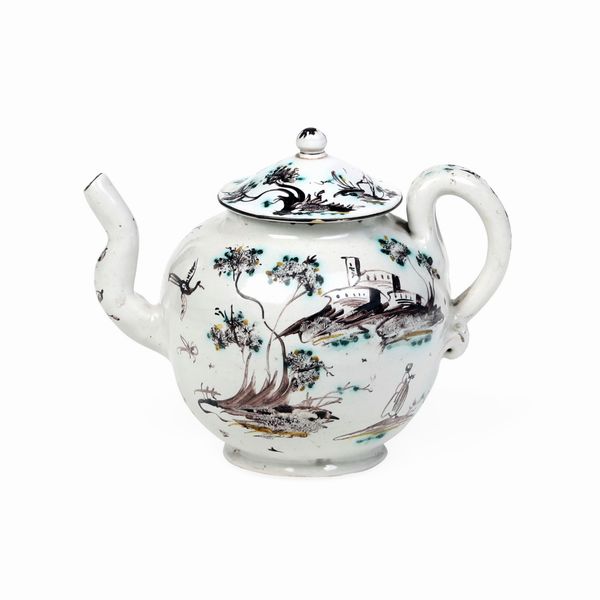 Teiera con coperchio<BR>Liguria, probabilmente Albisola, verso la met del XVIII secolo<BR>  - Asta Maioliche e Porcellane - Associazione Nazionale - Case d'Asta italiane