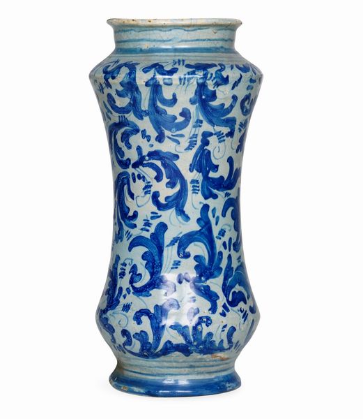 Albarello<BR>Sicilia, Caltagirone, prima met del XVIII secolo<BR>  - Asta Maioliche e Porcellane - Associazione Nazionale - Case d'Asta italiane