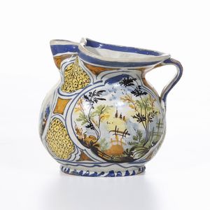 Brocca<BR>Urbania, manifattura Bernardino Mordioni, seconda met� del XVIII secolo  - Asta Maioliche e Porcellane - Associazione Nazionale - Case d'Asta italiane