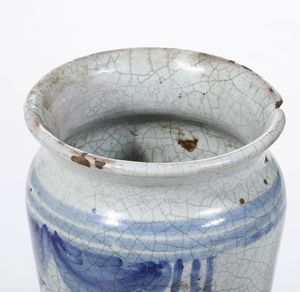 Albarello<BR>Napoli, datato 1725<BR>  - Asta Maioliche e Porcellane - Associazione Nazionale - Case d'Asta italiane