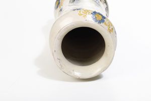 Albarello<BR>Area napoletana o castellana, XIX secolo<BR>  - Asta Maioliche e Porcellane - Associazione Nazionale - Case d'Asta italiane