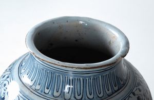 Coppia di vasi<BR>Savona, seconda met del secolo XVI  - Asta Maioliche e Porcellane - Associazione Nazionale - Case d'Asta italiane