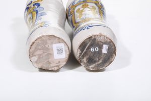 Coppia di albarelli<BR>Campania, (area napoletana), seconda met del XVII secolo<BR>  - Asta Maioliche e Porcellane - Associazione Nazionale - Case d'Asta italiane