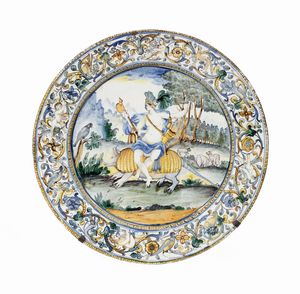 Grande piatto Allegoria dellAmerica<BR>Castelli, terzo quarto del XVII secolo<BR>  - Asta Maioliche e Porcellane - Associazione Nazionale - Case d'Asta italiane