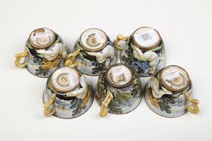 Sei tazze <BR>Castelli,  probabilmente Nicola Cappelletti (1691-1767), XVIII secolo<BR>  - Asta Maioliche e Porcellane - Associazione Nazionale - Case d'Asta italiane