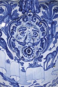 Eccezionale stagnone di farmacia<BR>Albisola, fabbrica Pescio, sesto decennio circa del XVII secolo<BR>  - Asta Maioliche e Porcellane - Associazione Nazionale - Case d'Asta italiane