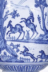 Eccezionale stagnone di farmacia<BR>Albisola, fabbrica Pescio, sesto decennio circa del XVII secolo<BR>  - Asta Maioliche e Porcellane - Associazione Nazionale - Case d'Asta italiane