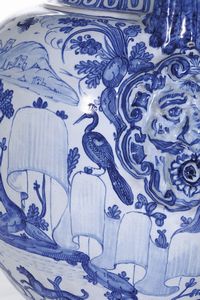 Eccezionale stagnone di farmacia<BR>Albisola, fabbrica Pescio, sesto decennio circa del XVII secolo<BR>  - Asta Maioliche e Porcellane - Associazione Nazionale - Case d'Asta italiane