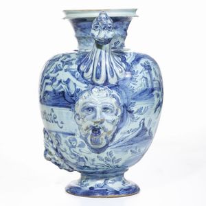 Stagnone di farmacia<BR>Albisola, fabbrica dei Conrado, ultimo quarto del XVII secolo<BR>  - Asta Maioliche e Porcellane - Associazione Nazionale - Case d'Asta italiane