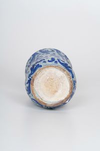 Albarello<BR>Sicilia, Caltagirone, prima met del XVIII secolo<BR>  - Asta Maioliche e Porcellane - Associazione Nazionale - Case d'Asta italiane