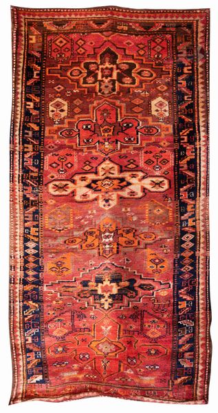 Tappeto Karabagh, Caucaso, Fine XIX - Inizio XX secolo  - Asta Tappeti - Associazione Nazionale - Case d'Asta italiane