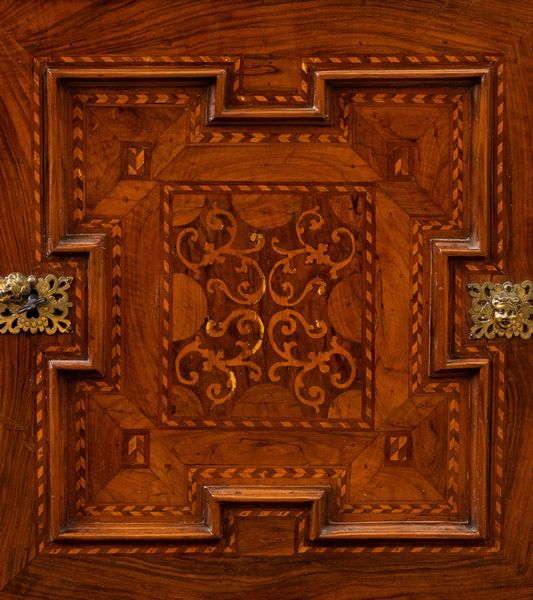 Inginocchiatoio italiano intarsiato  - Asta  Arredi Antichi, Oggetti d'Arte, Curiosities con una selezione di tappeti - Associazione Nazionale - Case d'Asta italiane