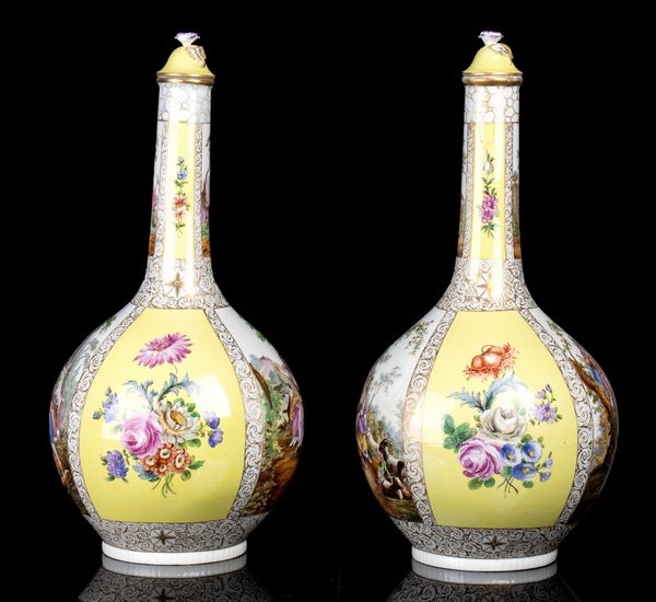 Coppia di vasi con coperchio in porcellana  - Asta  Arredi Antichi, Oggetti d'Arte, Curiosities con una selezione di tappeti - Associazione Nazionale - Case d'Asta italiane