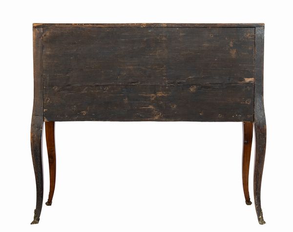 Ribalta italiana Luigi XVI in carrubo  - Asta  Arredi Antichi, Oggetti d'Arte, Curiosities con una selezione di tappeti - Associazione Nazionale - Case d'Asta italiane