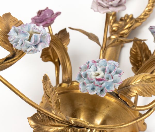 MAISON CHARLES : Coppia di appliques francesi  - Asta  Arredi Antichi, Oggetti d'Arte, Curiosities con una selezione di tappeti - Associazione Nazionale - Case d'Asta italiane