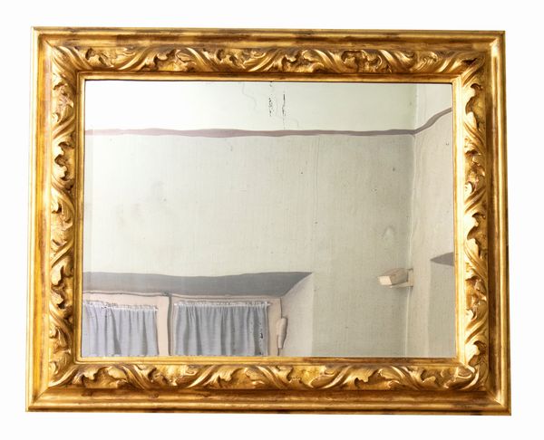 Coppia di specchiere italiane in legno dorato, Luigi XVI  - Asta  Arredi Antichi, Oggetti d'Arte, Curiosities con una selezione di tappeti - Associazione Nazionale - Case d'Asta italiane