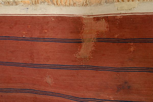 Tappeto Bukara Turkman  - Asta  Arredi Antichi, Oggetti d'Arte, Curiosities con una selezione di tappeti - Associazione Nazionale - Case d'Asta italiane