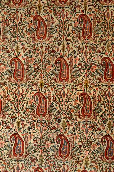 Tappeto Isfahan  - Asta  Arredi Antichi, Oggetti d'Arte, Curiosities con una selezione di tappeti - Associazione Nazionale - Case d'Asta italiane