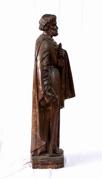 Scultura lignea raffigurante San Pietro Apostolo  - Asta  Arredi Antichi, Oggetti d'Arte, Curiosities con una selezione di tappeti - Associazione Nazionale - Case d'Asta italiane