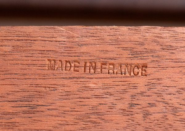 François  Linke : Coppia di mobili francesi  - Asta  Arredi Antichi, Oggetti d'Arte, Curiosities con una selezione di tappeti - Associazione Nazionale - Case d'Asta italiane