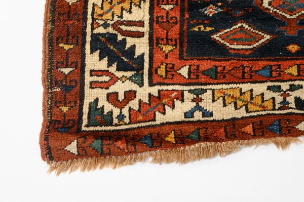 Tappeto Gharage  - Asta  Arredi Antichi, Oggetti d'Arte, Curiosities con una selezione di tappeti - Associazione Nazionale - Case d'Asta italiane