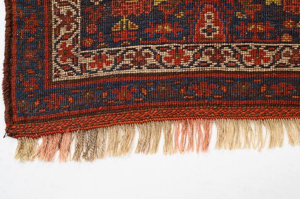 Tappeto Sacco Jaff Kurdo  - Asta  Arredi Antichi, Oggetti d'Arte, Curiosities con una selezione di tappeti - Associazione Nazionale - Case d'Asta italiane