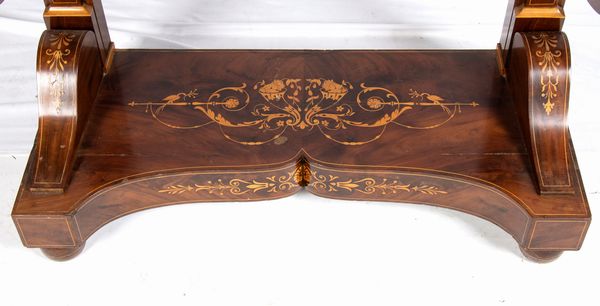 Toletta francese, Carlo X  - Asta  Arredi Antichi, Oggetti d'Arte, Curiosities con una selezione di tappeti - Associazione Nazionale - Case d'Asta italiane