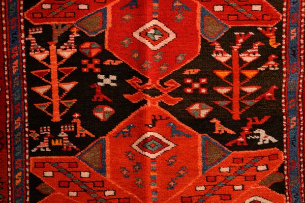 Tappeto Karabagh  - Asta  Arredi Antichi, Oggetti d'Arte, Curiosities con una selezione di tappeti - Associazione Nazionale - Case d'Asta italiane