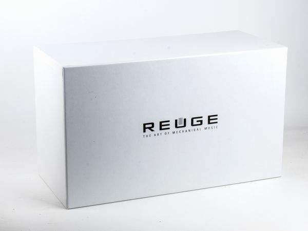 REUGE : Carillon con pappagalli  - Asta  Arredi Antichi, Oggetti d'Arte, Curiosities con una selezione di tappeti - Associazione Nazionale - Case d'Asta italiane