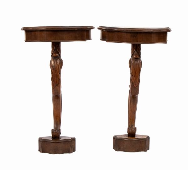 Coppia di console italiane, Luigi XVI  - Asta  Arredi Antichi, Oggetti d'Arte, Curiosities con una selezione di tappeti - Associazione Nazionale - Case d'Asta italiane