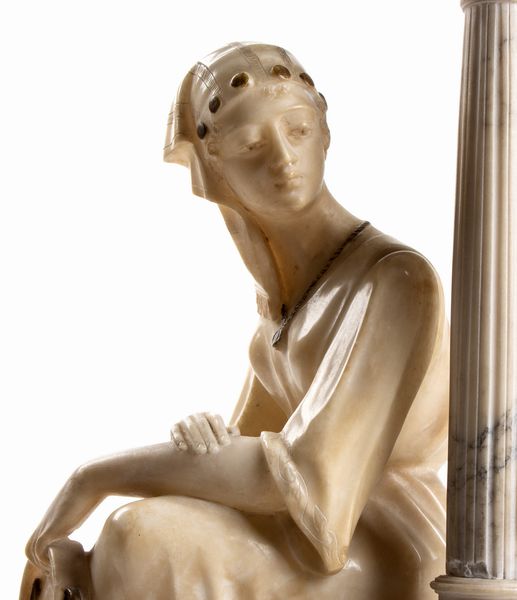 Lampada italiana in alabastro  - Asta  Arredi Antichi, Oggetti d'Arte, Curiosities con una selezione di tappeti - Associazione Nazionale - Case d'Asta italiane