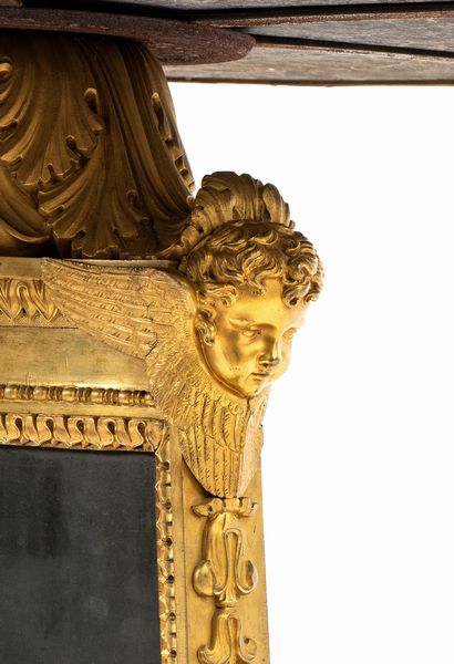 Pierre Philippe  Thomire : Guéridon Francese in bronzo dorato  - Asta  Arredi Antichi, Oggetti d'Arte, Curiosities con una selezione di tappeti - Associazione Nazionale - Case d'Asta italiane