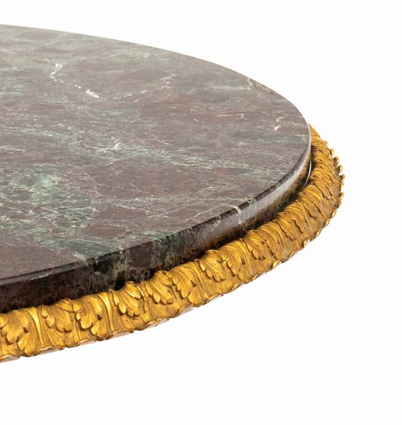 Pierre Philippe  Thomire : Guéridon Francese in bronzo dorato  - Asta  Arredi Antichi, Oggetti d'Arte, Curiosities con una selezione di tappeti - Associazione Nazionale - Case d'Asta italiane
