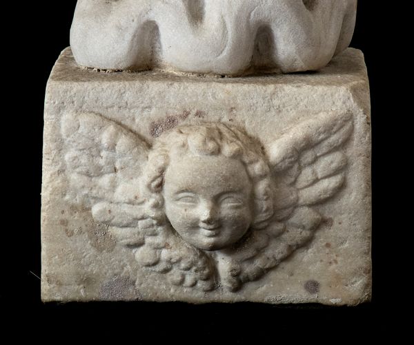 Coppia di sculture italiane in pietra  - Asta  Arredi Antichi, Oggetti d'Arte, Curiosities con una selezione di tappeti - Associazione Nazionale - Case d'Asta italiane