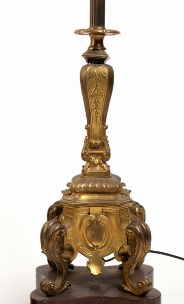 Coppia di lampade da terra francesi,Napoleone III  - Asta  Arredi Antichi, Oggetti d'Arte, Curiosities con una selezione di tappeti - Associazione Nazionale - Case d'Asta italiane