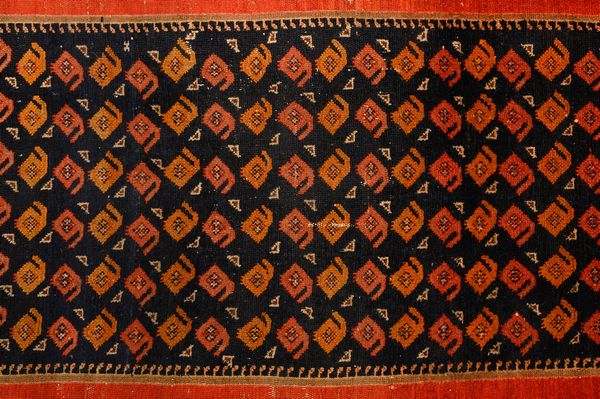 Tappeto Malayer  - Asta  Arredi Antichi, Oggetti d'Arte, Curiosities con una selezione di tappeti - Associazione Nazionale - Case d'Asta italiane