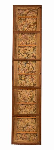 Arazzo francese con cornice  - Asta  Arredi Antichi, Oggetti d'Arte, Curiosities con una selezione di tappeti - Associazione Nazionale - Case d'Asta italiane